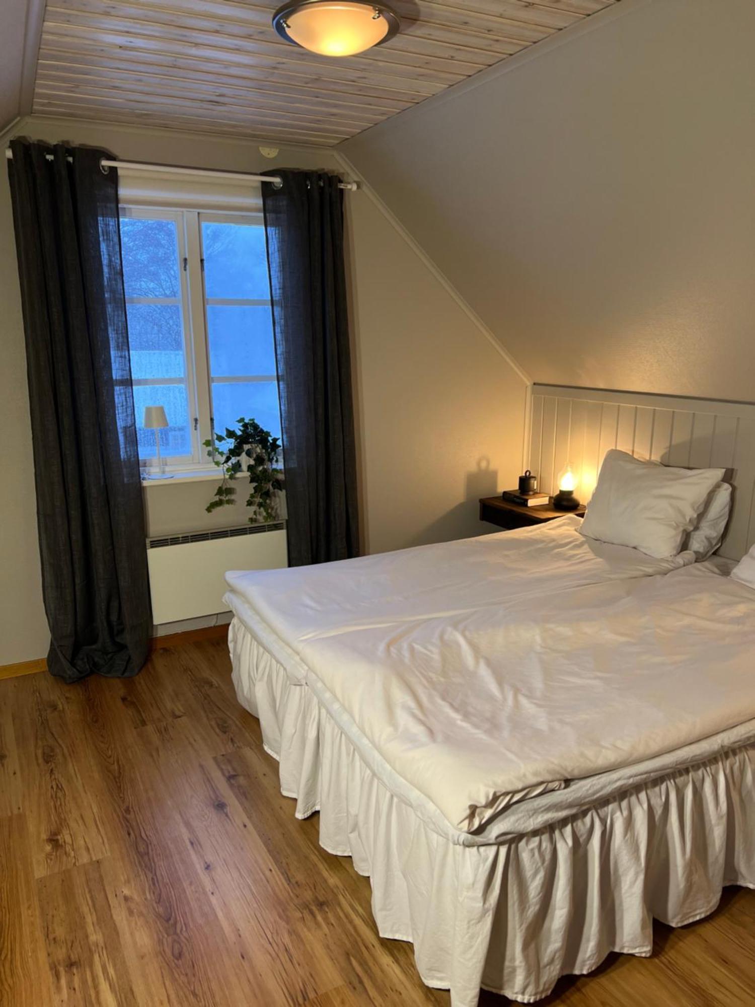 Precis Intill Ombergs Golfbana, Naera Vaettern, Stora Lund Och Haestholmen Holiday home *